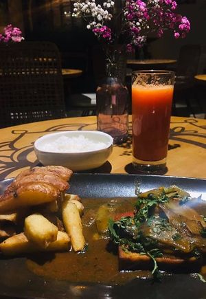 Chifa food at Veda Restaurante in Miraflores