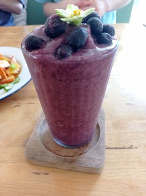 Purple smoothie #Veganuary at Hua Hin Vegan Cafe and Wine in Hua Hin