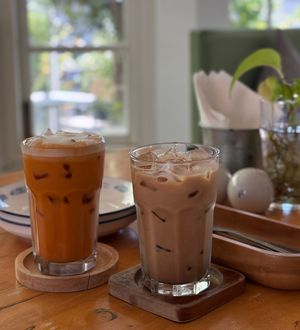 Thai ice tea and latte  #Veganuary at Hua Hin Vegan Cafe and Wine in Hua Hin