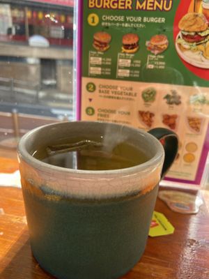 Hot mint tea at Falafel Brothers - Minato in Tokyo