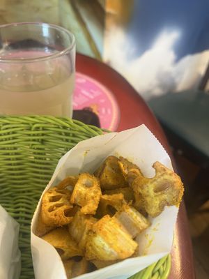 Lots chips  at Falafel Brothers - Minato in Tokyo