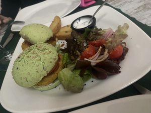 Hamburguesa fusi! La mejor para mi gusto 😋🌱  at Chef Momo in Cartagena