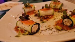 Vegan zucchini rolls at Chef Momo in Cartagena