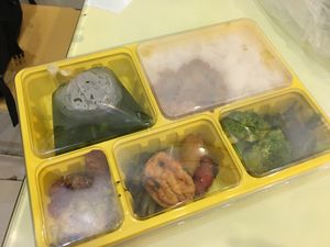 vegan lunch set 35.000vnd at Loving Hut - Ba Dinh in Hanoi