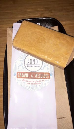 Glace artisanal   at MU-Food in Geneva