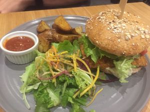 Temphe burger at MU-Food in Geneva