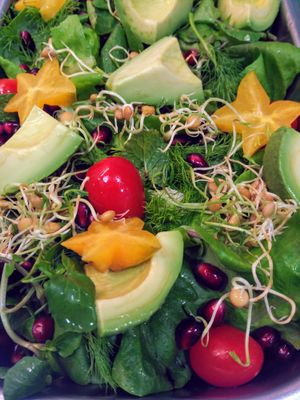 Star fruit and avocado salad at Tapas del Huerto in Tenerife