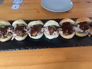 Sliders...to die for! Están espectaculares    at El Grifo in Caguas