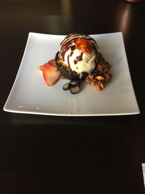 2020/01/11 Brownie with Coco Ice Cream.... yum at El Grifo in Caguas