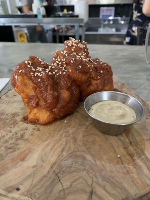 Cauliflower wings at El Grifo in Caguas