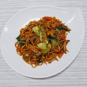 Fried mee goreng at Wan Yuan 萬緣齋 - Woodlands in North Singapore