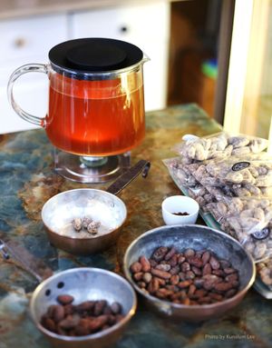 At Belyzium we always have freshly brewed organic Chocolate tea (made from the shells of roasted cocoa beans). This tea has a delicate chocolaty aroma and flavor. at Belyzium Artisan Chocolate in Berlin