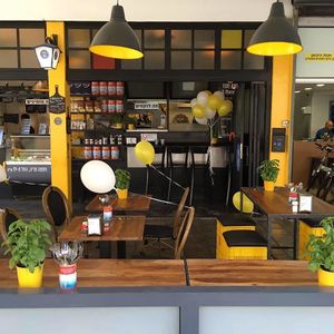 View from outside at Pasta Via - פסטה ויה אבן גבירול in Tel Aviv