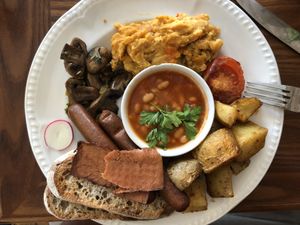 Vegan breakfast at Miranda Cafe in North London