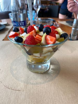 Fruit salad for dessert at La Glacière in Penmarch