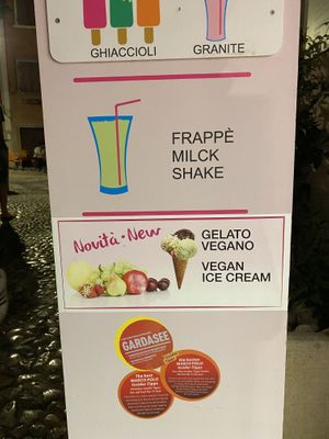   at Gelateria Cento Per Cento in Malcesine