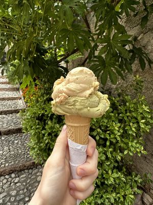   at Gelateria Cento Per Cento in Malcesine