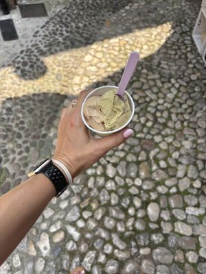   at Gelateria Cento Per Cento in Malcesine