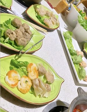 Vegan shrimp #Veganuary at Yī Yè Yī Shìjiè 一叶一世界 - Global Center 环球中心 in Chengdu