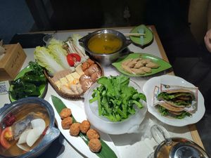 Our meal at Yī Yè Yī Shìjiè 一叶一世界 - Global Center 环球中心 in Chengdu