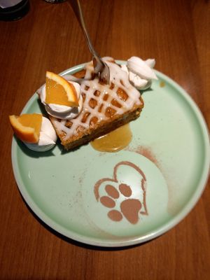 Karottenkuchen mit Walnüssen at Katzentempel - Nürnberg in Nuremberg