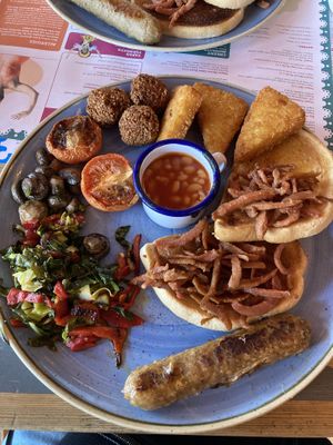   at Molo Lounge in Southend-on-sea