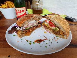 50 % BBQ, 50 % Chutney🥰🥰🥰 at Vins Vegan in Feistritz An Der Drau