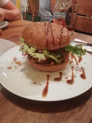 BBQ Burger at Vins Vegan in Feistritz An Der Drau
