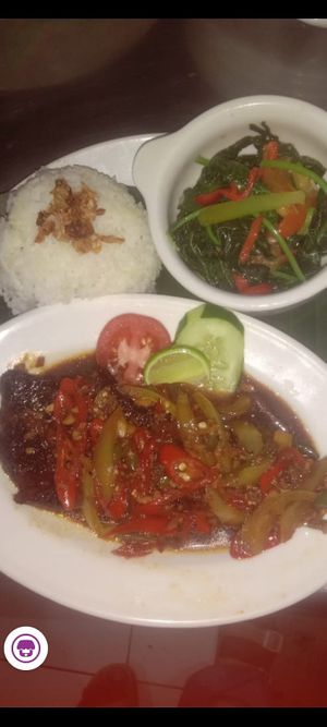 Hot sweet mujaircendol at Tulasi Vegetarian in Ubud