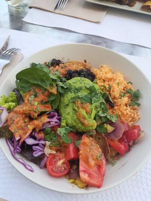 Mexican bowl at Veggie Cafe in Albufeira