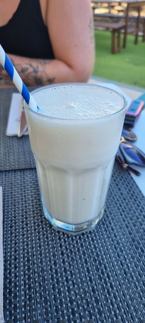 Banana milkshake at Veggie Cafe in Albufeira