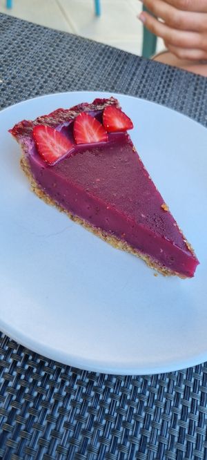 Summer fruit pie at Veggie Cafe in Albufeira