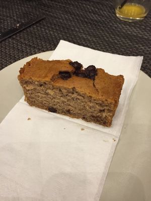 Sugar free chocolate and banana cake at Veggie Cafe in Albufeira