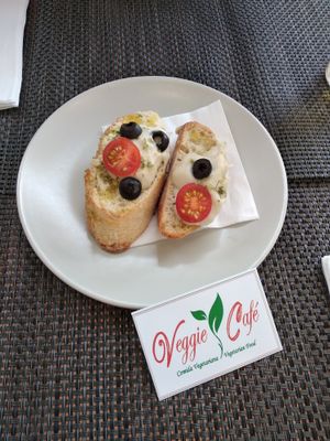 Cashew cheese on bruscetta  at Veggie Cafe in Albufeira