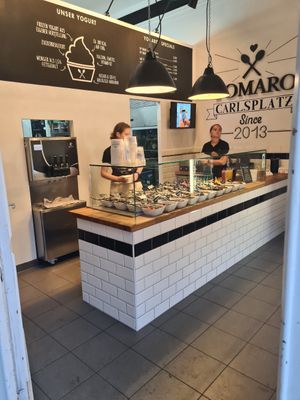  at YOMARO in Dusseldorf