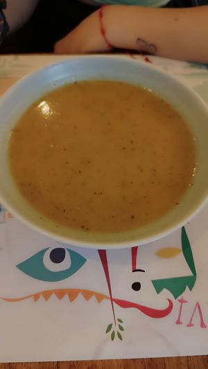 Crema de verduras at La Brava in Ourense