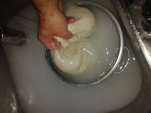 Una fase della produzione del nostro seitan. Il risultato sorprendente è il preferito dai non vegani. at Insoljto Ristorante in Longiano