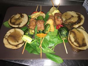 Spiedini veg e arrosto di seitan  at Insoljto Ristorante in Longiano