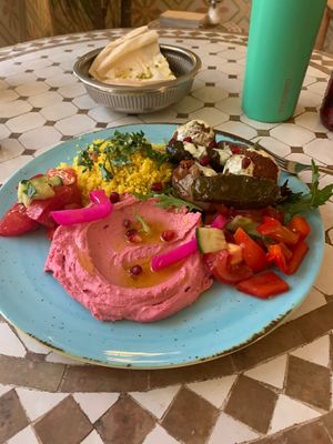 Mezzo plate (modified to be vegan)  at Za Zaa Barfi - Gerbergasse in Basel