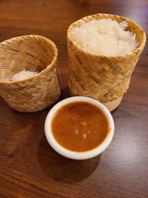Sticky Rice with peanut sauce at Thai 999 Express in Mentor