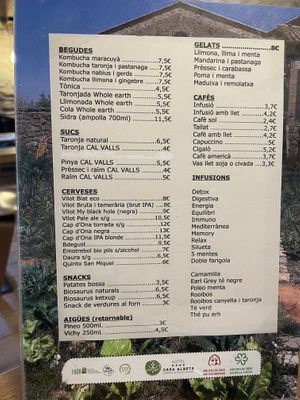 Drinks   at Casa Albets in Lladurs