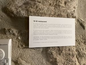 The restaurant  at Casa Albets in Lladurs