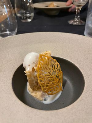 Cena 6 at Casa Albets in Lladurs