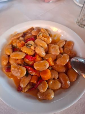 Boterbonen at Women's Cooperative of Petra in Lesvos