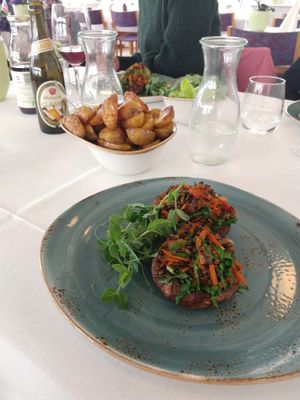 Hovedretten med kartofler fra øen  at Samso Perlen in Samso