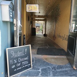 The student discount is only available if you study in Norway :( at Spiregarden in Kristiansand