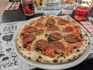 Vegan pizza at Kauppayhtio in Rovaniemi