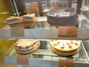 Kuchenauswahl at NEWIN Sweetness Full of Care in Gizycko