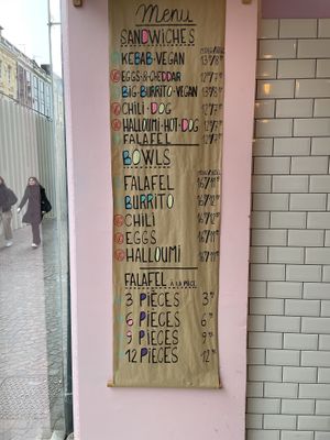 Menu  at Pickles in Lille