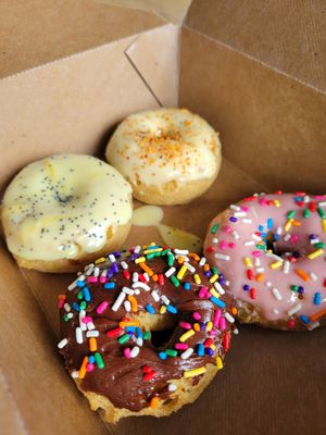  at Benny's Donuts in Corvallis